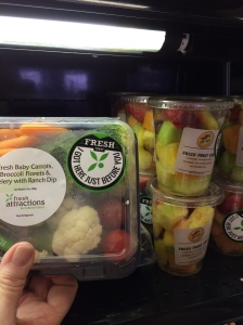 paleo veg:fruit at airport